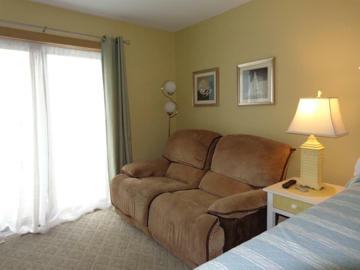 Jonathan'S On The Oceanfront Hampton Luaran gambar